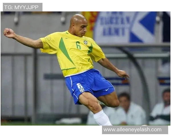 退役足球明星名字大全及其辉煌成就回顾与传奇故事分享