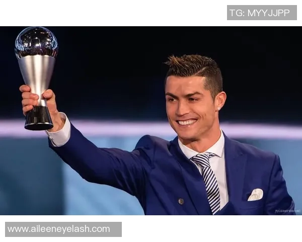 足球明星西装魅力展现男士风范的精彩瞬间