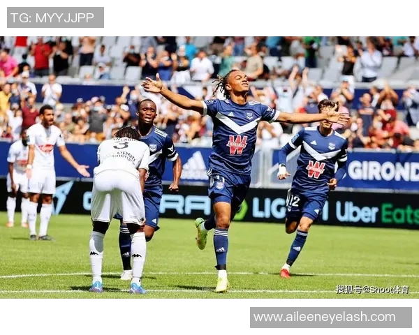 波尔多与里昂的较量:谁将赢得法甲赛季的荣耀与未来